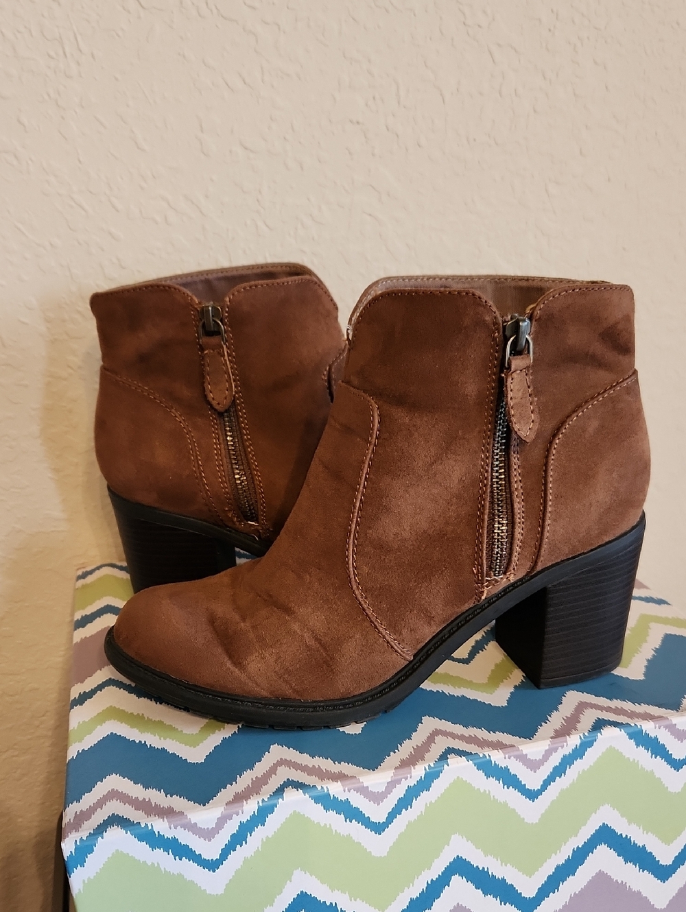 Natural Reflections Chestnut Brown Suede Ankle Booties